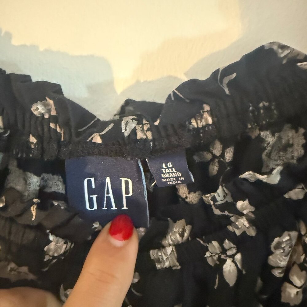 GAP Black Floral Smocked Maxi Dress – Puff Sleeves, Square Neck, Size Large Tall